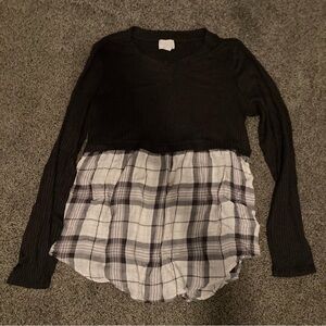 A Glow Maternity Top